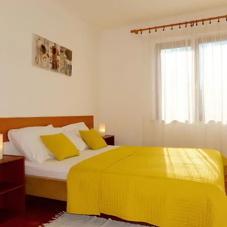 Apartment Anivija - Nji120 By Interhome *